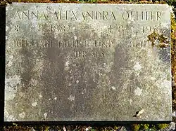 Anna Alexandra Oehler (1882–1951) Gründerin, Schriftstellerin, Lyrikerin. Familiengrab: Huber-Deputat-Riggenbach-Sulger-Iselin-Burckhardt-von Weymarn-Oehler. Wolfgottesacker, Basel.