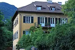 Südansicht des Ansitzes Oberpayrsberg