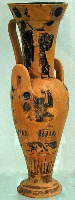 Attisch-schwarzfigurige Hydria-Loutrophoros; Ende 6. Jh. v. Chr., schlecht erhaltene Darstellung einer Prothesis-Szene; Antikensammlung Kiel (B 56)