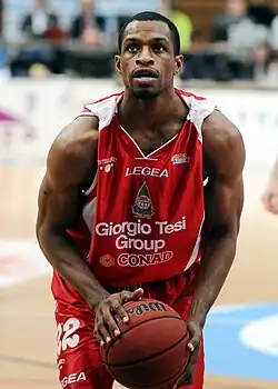 Graves 2013 im Trikot von Pistoia