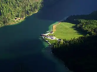 Blick von der Archenkanzel auf St. Bartholomä