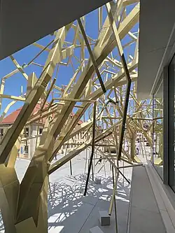 Archiv der Zukunft Lichtenfels – Blick durch die Weiden