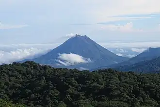 Blick auf den Arenal vom Nationalpark Santa Elena aus