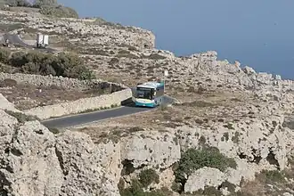 Bus auf Malta in der Nähe der Dingli Cliffs