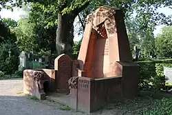 Grabmal des Corps Hubertia auf dem Altstadtfriedhof