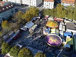 …und auf das Volksfest (Blickrichtung Norden)