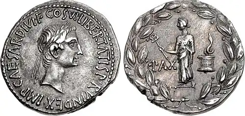 Münze aus dem Jahr 28 v. Chr., auf der Vorderseite Octavian, auf der Rückseite die Göttin Pax