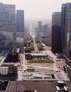 Die Axe historique von der Grande Arche…