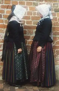 Bremische ländliche Tracht, erste Hälfte des 19. Jahrhunderts