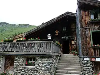 Die Bürglhütte (1700 m) am südlichen Fuß des Geißsteins