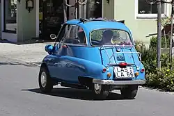 BMW Isetta mit vier …