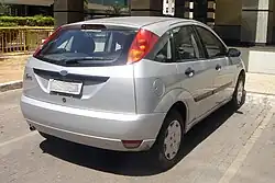 Ford Focus Fünftürer (1998–2001)