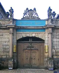 Hofeinfahrt am Steingraeber-Haus