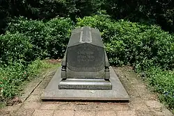 Ehrengrab Louise Gueury