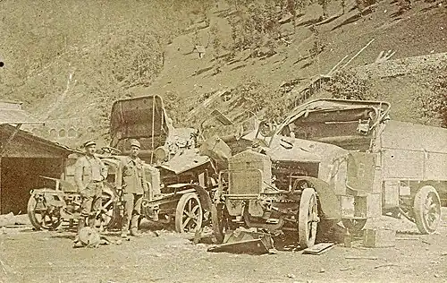 Hermann Büssing bei Erprobungen für das österreichische Militär