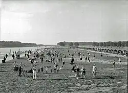 Bad am Elsterflutbecken um 1930