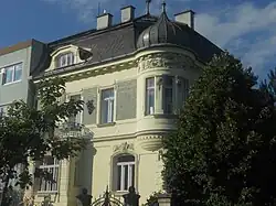 Eine der historistischen Villen an der Helenenstraße