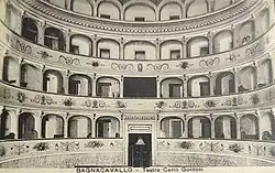 Condominio-Theater in Mittelitalien