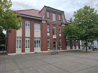 Empfangsgebäude