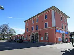 Das Landsberger Empfangsgebäude