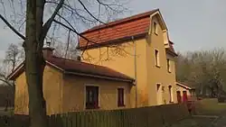 Ehemaliges Empfangsgebäude des Bahnhofs Nieder Neuendorf, 2017