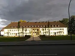 Mastholter Straße 102–106: Ehemalige Kommandantur des Fliegerhorstes