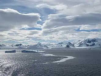 Im Neumayer-Kanal (2019)