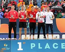 Hendrik Prahst (als Vertreter der deutschen Mannschaft die die Fair-Play-Wertung gewann), Simon Sejr Jensen, Péter Hajdú, Cemal Kütahya und Kristoffer Henriksen bei der Auszeichnung