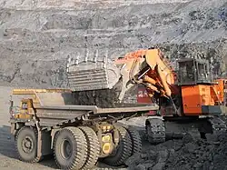 Ein BelAZ-7513 im Jahr 2012