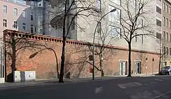 Berlin-Mitte, Hannoversche Straße 9, Reste der Akzisemauer