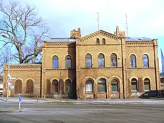 Steuerhaus vor dem Schlesischen Tor auf der Lohmühleninsel