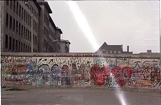 An der Berliner Mauer 1988