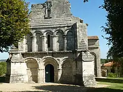 Kirche Notre-Dame in Berneuil (Charente)