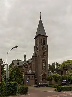 Biest-Houtakker, Kirche: de Sint Antonius van Paduakerk