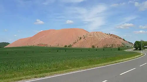 Halde des ehemaligen Kalibergwerkes
