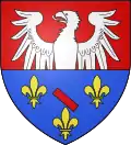 Geteilter Adler oben Apchat (Puy-de-Dôme)