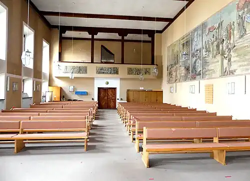 Blick zum Ausgang – Empore mit Orgel