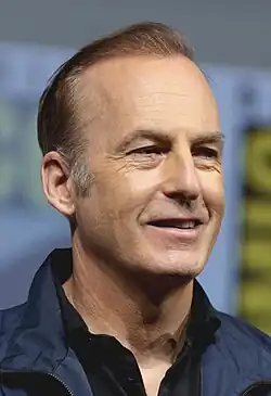 Regisseur Timo Tjahjanto und Bob Odenkirk