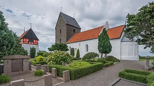 Kirchhof und Kirche