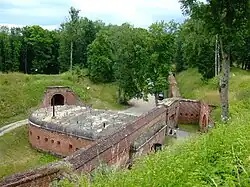 Blick vom Wall auf einen Abschnitt der „Carnotmauer“