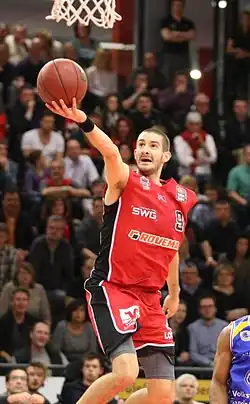 Hobbs 2016 im Trikot der Gießen 46ers