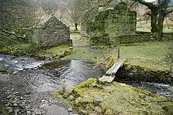 Furt neben der Fußgängerbrücke in Cumbria