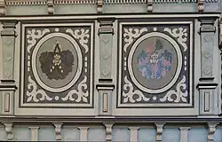 Wappen an der Empore