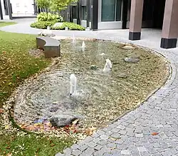 Brunnen Bernhard-Wicki-Str. 3