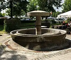 Brunnen Schleißheimer Straße