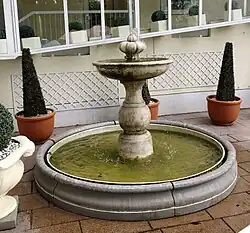 Brunnen Entenbach-Wohnstift Falkenstraße