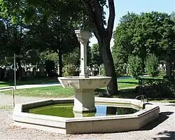 Brunnen im Westfriedhof