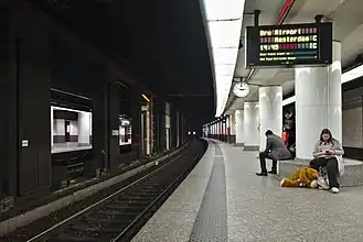 Modernisierte Bahnsteige