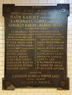 Gedenktafel für die Wegbereiter der Földalatti im Museum