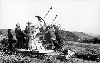 3,7-cm-FlaK 43 hier als Zwillingsgeschütz